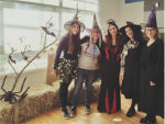 Figura 6 – Elementos da Associação de Pais que dinamizaram a história “A bruxinha e a escola de dentes” no Halloween 2024.
